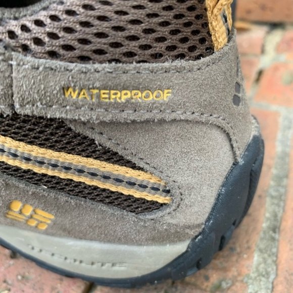 Hiking Boots Sz 9 Waterproof main image 4